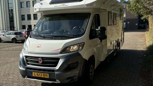 Fiat Ducato Rollerteam 2020  – 4p Roller Team semi-integrated uit 2020