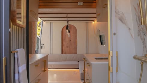 Luna – Meet Luna - 3 berth luxury Campervan