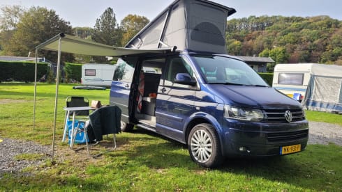 4p Volkswagen bus from 2013