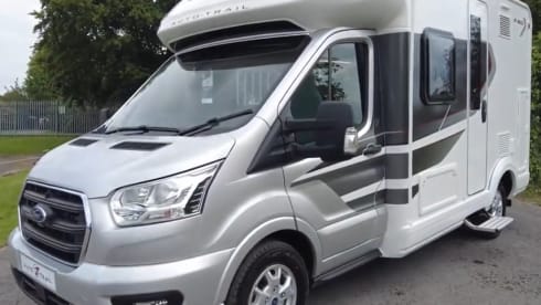 Auto-Trail F60 – 4 berth Autotrail semi-integrated from 2024
