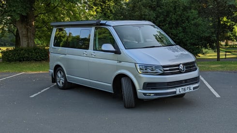Rocky California  – 4 berth Volkswagen California Ocean bus from 2016