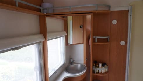 De panter – 3p Knaus Half-Integraal uit 2010