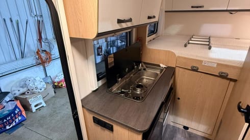 Little Sunny – 2 berth Sunlight V60 Adventure Edition