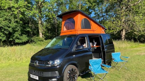 Trevor – VW Campervan 