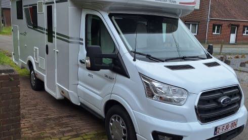 Madame Ooievaar – 5p Ford semi-integrated from 2024