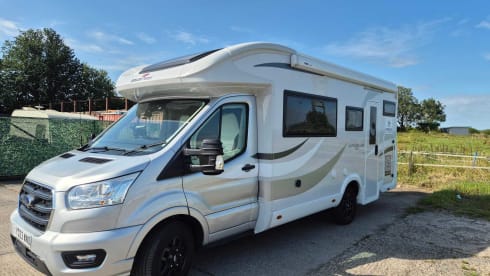 elena – 4 berth prestige motorhome