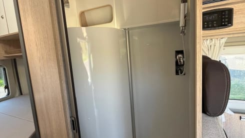Possl Vario 2 win  – New Pössl camper automatic luxury 2 to 4 persons