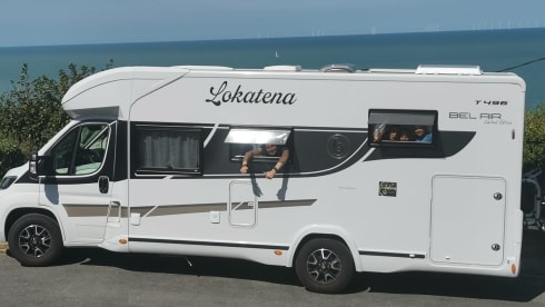 Lokatena – New Benimar Bel Air, semi-integrated with 5 seats and 5 beds