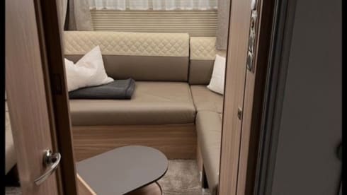 Wohlfühloase Freiheit aushalten, Unterwegs und doch zu Hause  – 3 Zimmer Leiner