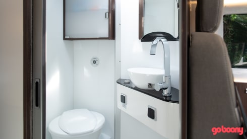 Recent Pössl 160 HP, 9-speed automatic, length beds, 2-person comfort.