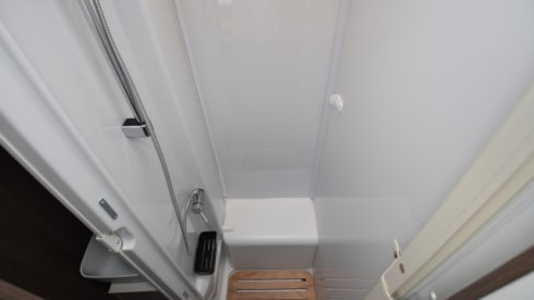 Nr. 7 Carado T448 – Very luxurious family camper, new from 2025 and fully equipped.