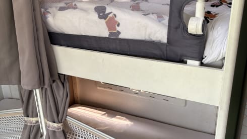 Deukie – 6p Ford alcove from 2007