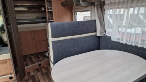 2p Knaus semi-integrated from 2015