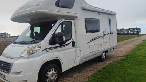 Poldark –  Uks most southerly 4 berth family motorhome