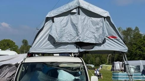 White Camper – Toyota Alphard Family Campervan for your Staycation