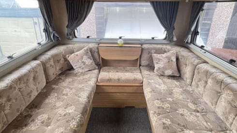 SEF – 4 berth Peugeot alcove from 1997