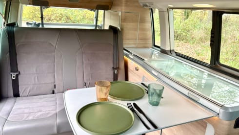 Kamiel – VW California Ocean (T6)  - automaat - full option - fietsenrek