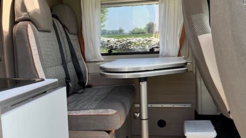 Volkswagen California  – 2p Volkswagen bus from 2023
