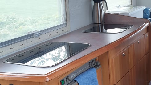 Henkie – 5p Benimar alcove from 2000