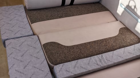 Rimor Evo5 – Brand New 6 Berth Luxury Motorhome