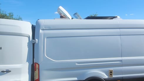 Brody – Superb 2 Berth Campervan with full size double bed and shower