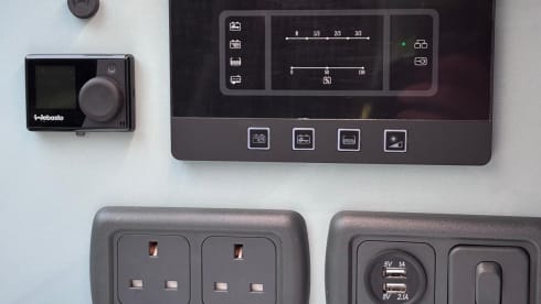 Dame Judy – 4 berth Volkswagen campervan from 2024