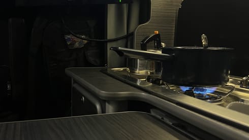 Arnie – 4 berth Renault campervan from 2018