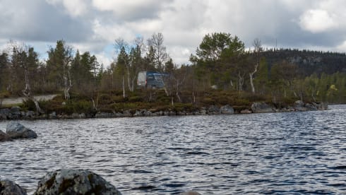 Pössl Summit Shine 640 3P – Comfortabele Campervan voor een Onvergetelijke Reis!