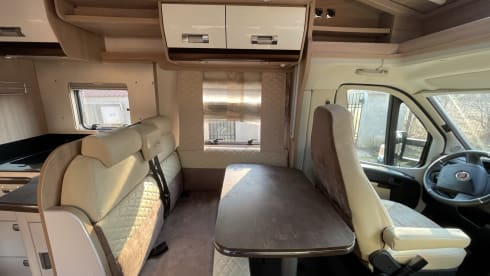 Laika – 4 berth - Laika Kosmo 212