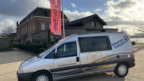 Cheetah – Cheetah 2 person Fiat Scudo bus camper
