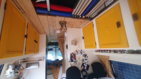 Sfeervolle camperbus! – 4p Renault bus from 2000