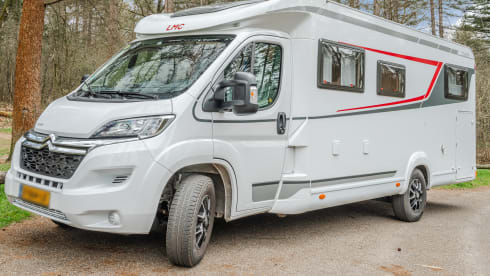 Spacious and luxurious 2-person semi-integrated from 2023