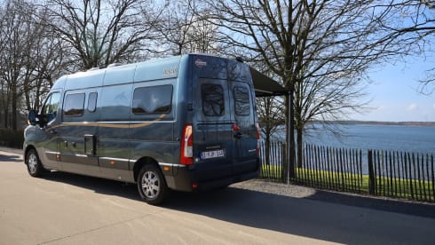 2p Bürstner bus from 2025