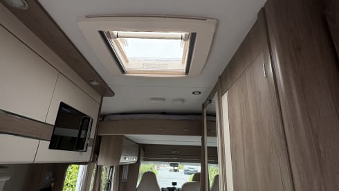 Nansi  – Compass 196 6 berth Motorhome 
