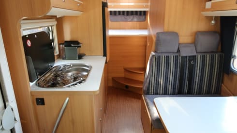 Nice complete family motorhome rental!