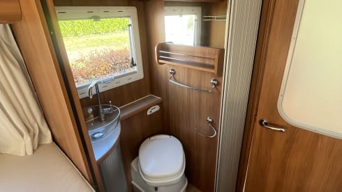 Nova – Nova - Luxury Camper - Spacious inside, compact outside!