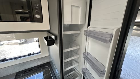 2026 Reg Island Bed 4 berth Autotrail F74 