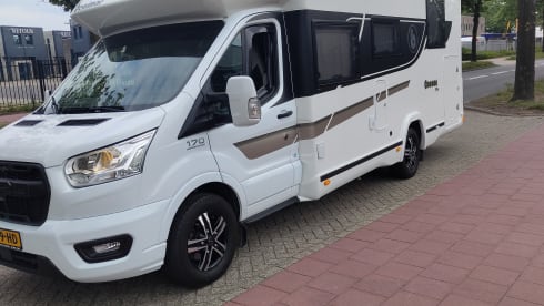 The Great White – 4p Benimar semi-integrated uit 2020