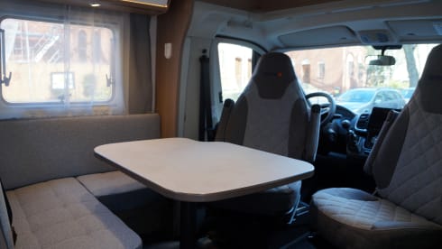 Carado Berlin 2023 - Pratique et comme neuf