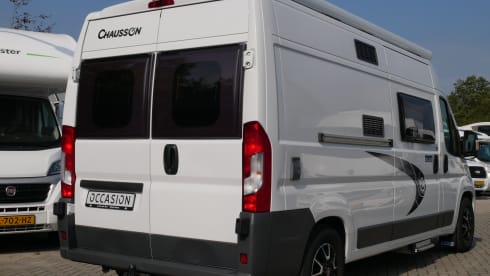 Chausson1, 2 sleeping- 4 seats.