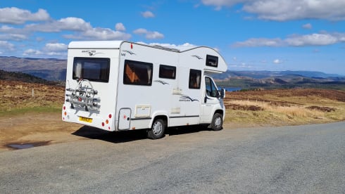 Panoramic – Gorgeous 2/3/4 Berth motorhome