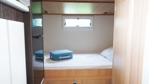 Kampeerwagen met 6 ruime slaapplaatsen