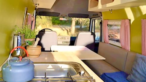 Charlie – Mercedes Charlie 308D