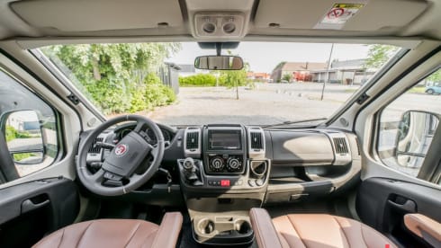 4p Bürstner semi-integrated from 2021