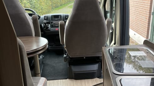Comfortabel Reizen – Pössl 163PK, 2Win+, 6m