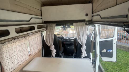 La Boheme – Explore the City with Our Classic T1 James Cook Van