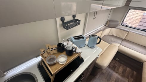 Merther – Roller Team 746 6 Berth