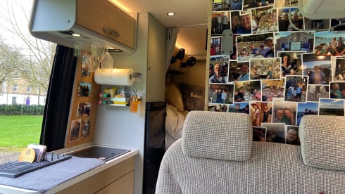 Batvan – Grote luxe Hymer-camper met 5 slaapplaatsen uit 2021