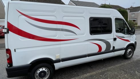 Movano – 2 berth Vauxhall Movano campervan with many extras!