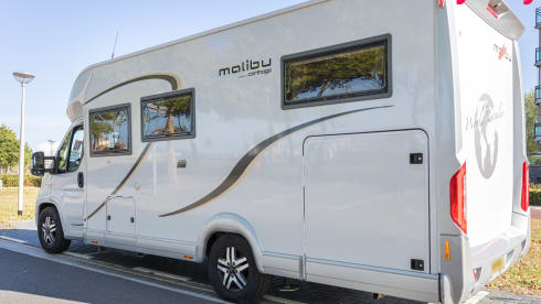 2p Malibu semi-integrated uit 2017